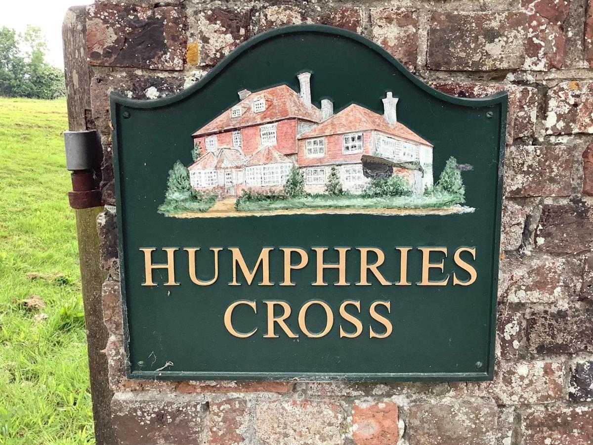 Humphries Cross Apartments Рай Экстерьер фото